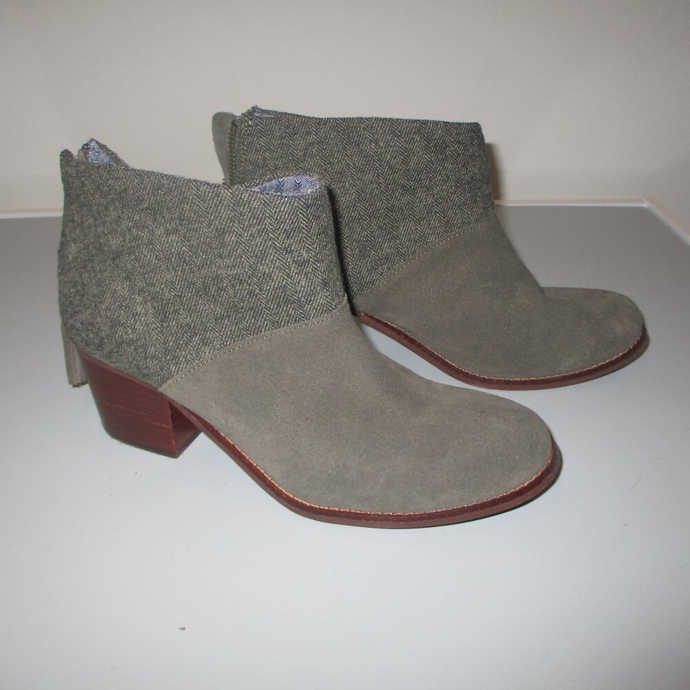 TOMS Olive Green Suede & Wool Leila Bootie - Size 7.5